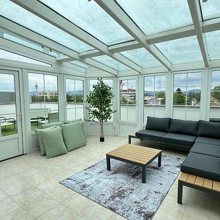 220 Qm Penthouse Wohnung Mit Fahrstuhl - Ohne Spa Мангейм Экстерьер фото