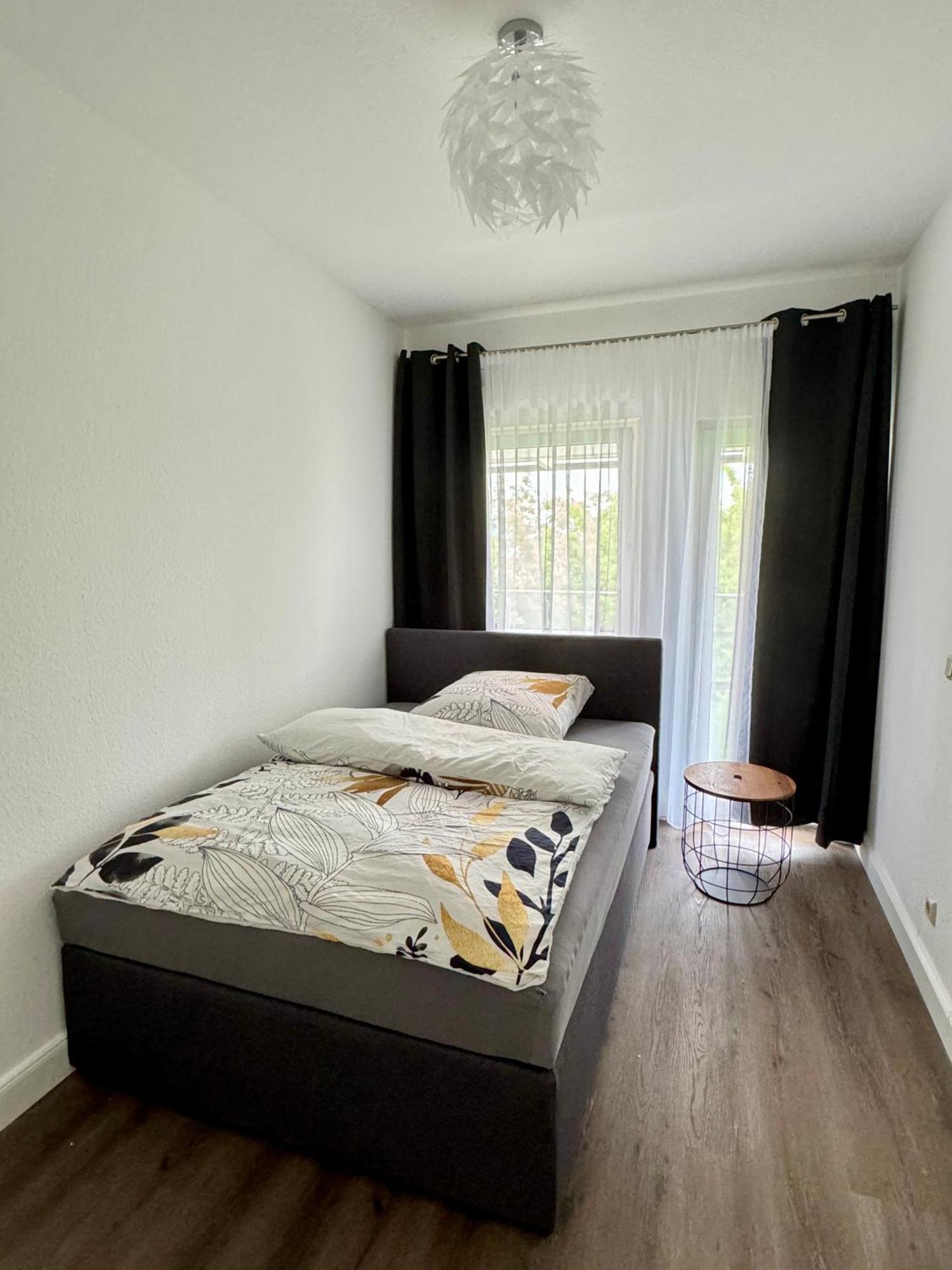 220 Qm Penthouse Wohnung Mit Fahrstuhl - Ohne Spa Мангейм Экстерьер фото