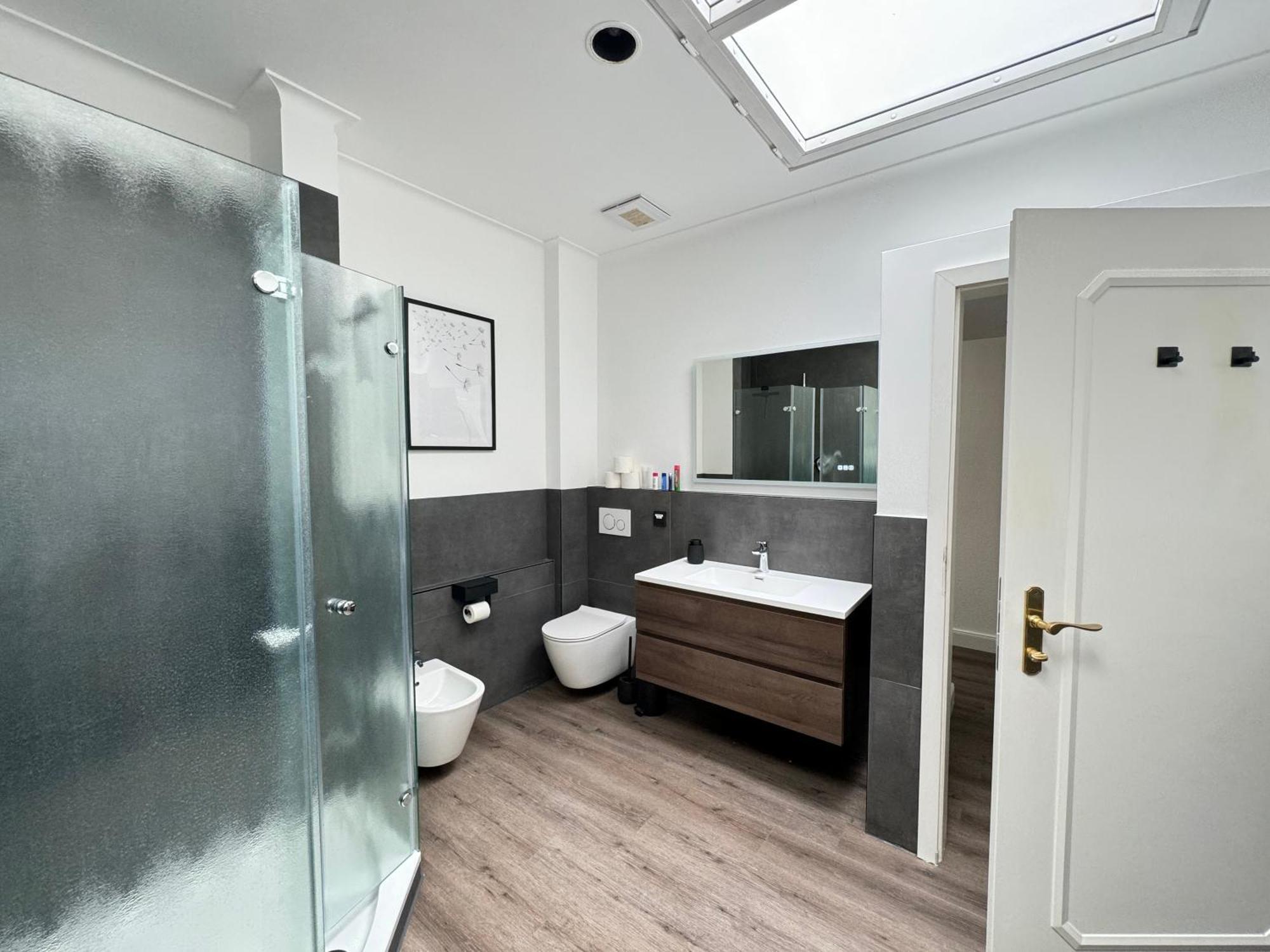 220 Qm Penthouse Wohnung Mit Fahrstuhl - Ohne Spa Мангейм Экстерьер фото